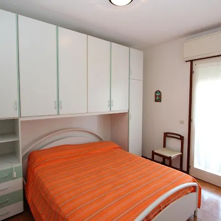 Comfy Flat By The Apartman